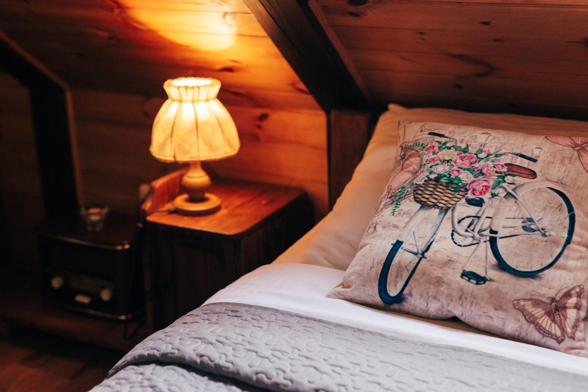 Guesthouse Pod Rastockim Krovom スルニュ エクステリア 写真